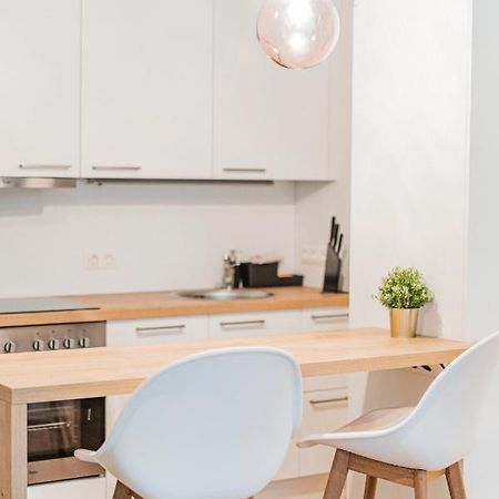 Easy Flat Molino Apartment Виена Екстериор снимка