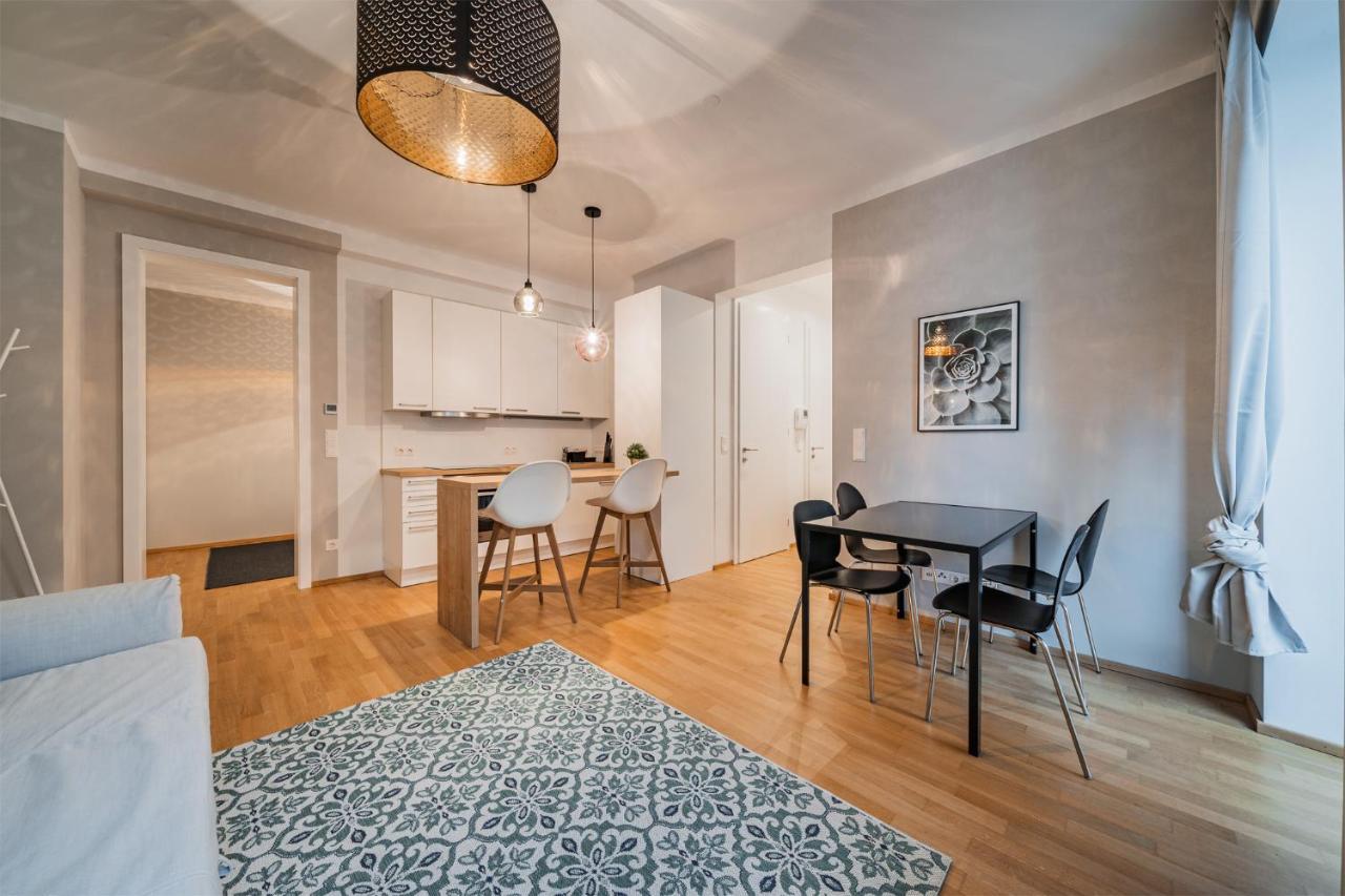 Easy Flat Molino Apartment Виена Екстериор снимка